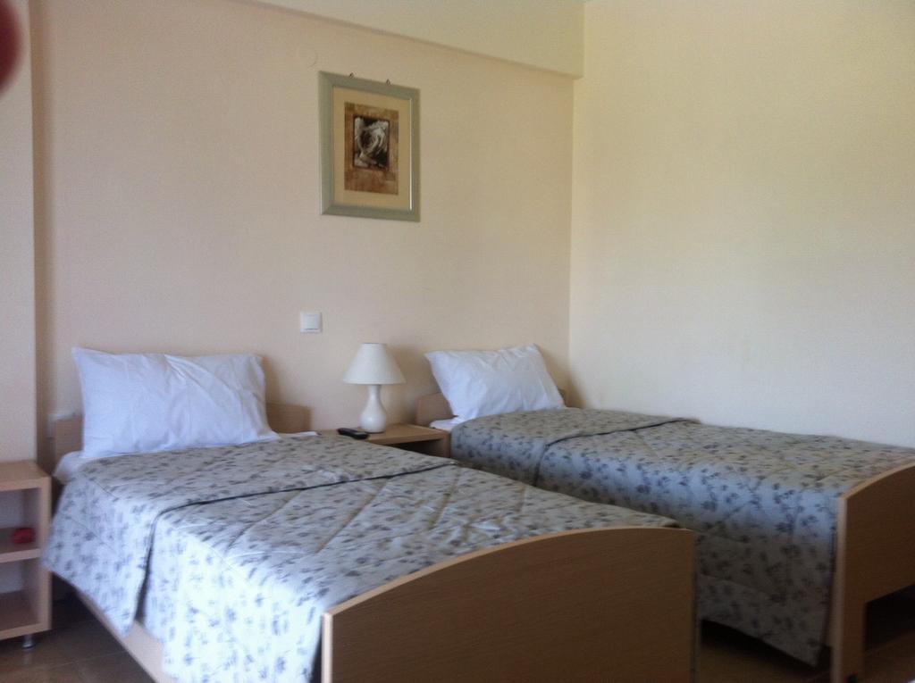 Rooms Lazos Olympiaki Akti Ruang foto