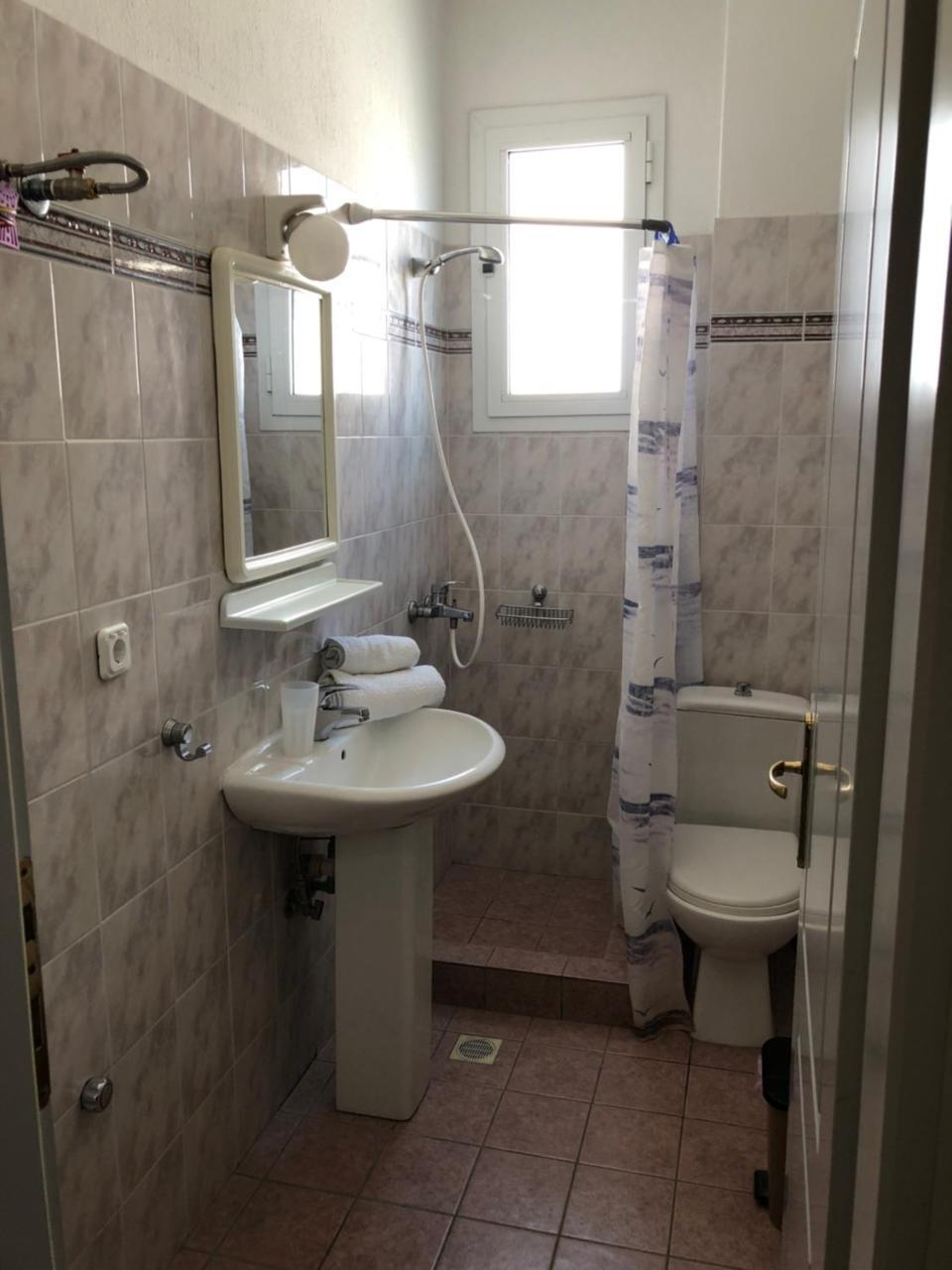 Rooms Lazos Olympiaki Akti Bagian luar foto