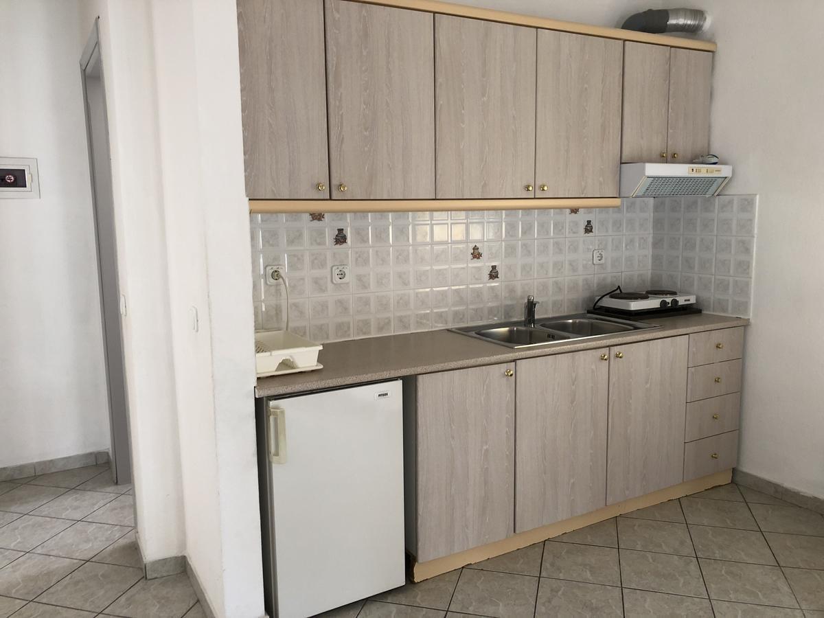 Rooms Lazos Olympiaki Akti Bagian luar foto